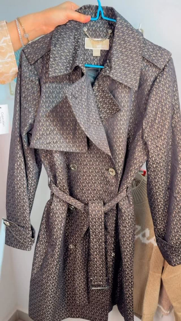 @guess.from.usa.and.more