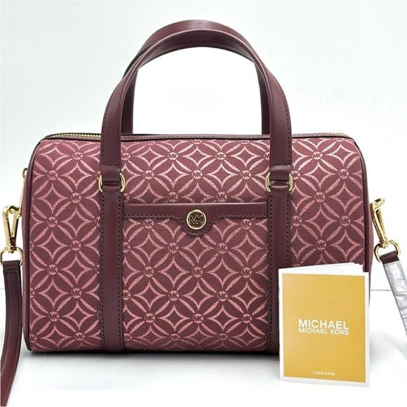 Jet Set Travel Medium Signature Logo Duffel Crossbody Bag