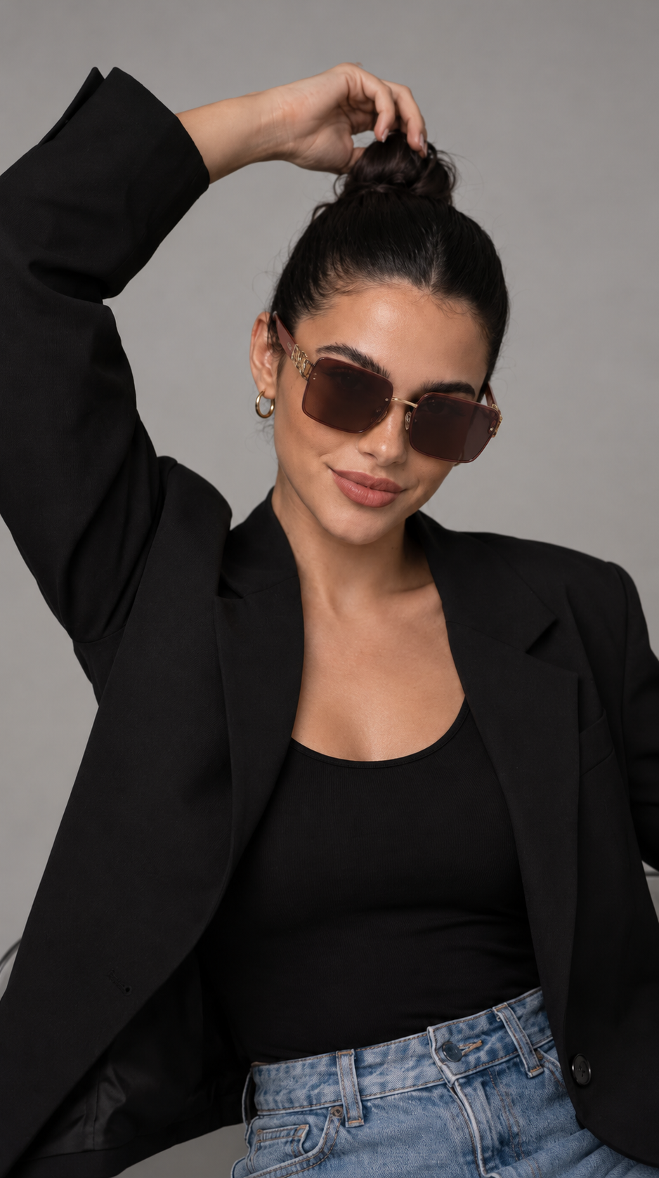 GUESS Oversized Square Sunglasses