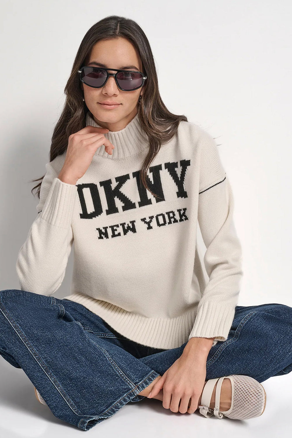 DKNY LOGO INTARSIA MOCK-NECK SWEATER