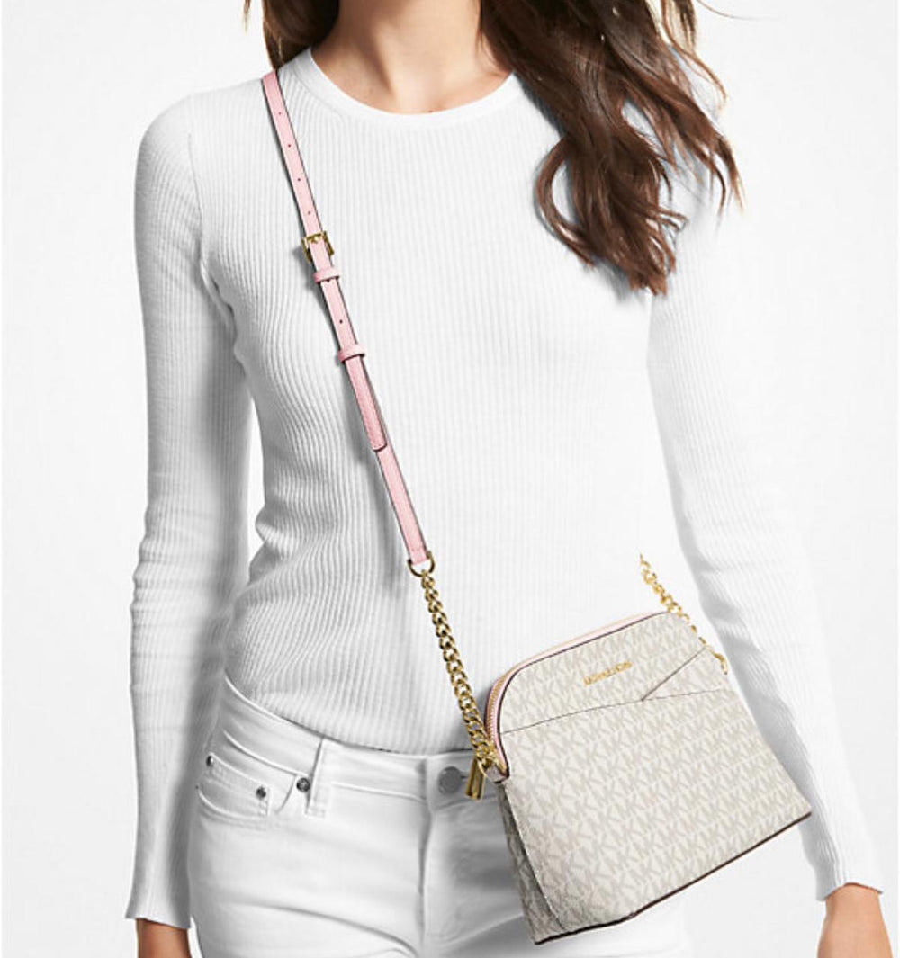 Jet Set Travel Medium Logo Dome Crossbody Bag