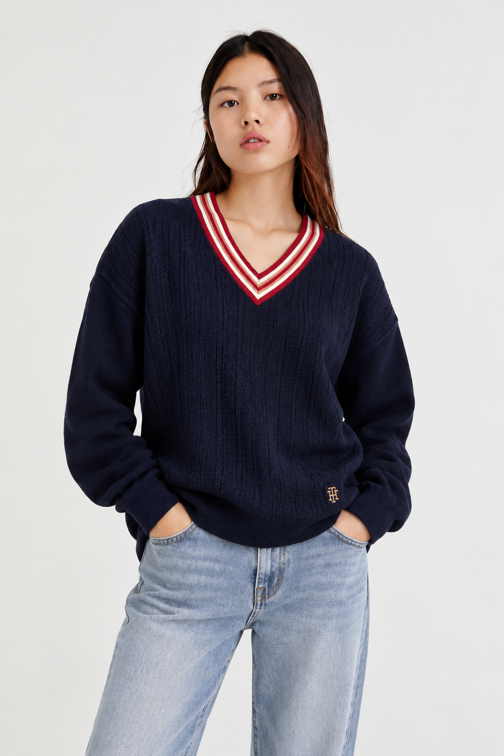 Tommy Hilfiger Women's Navy Blue V-Neck Knit Sweater
