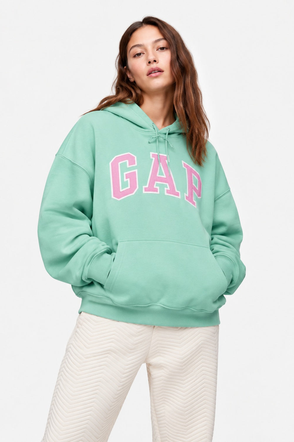 GAP Women's Logo Oversized Crewneck Sweatshirt