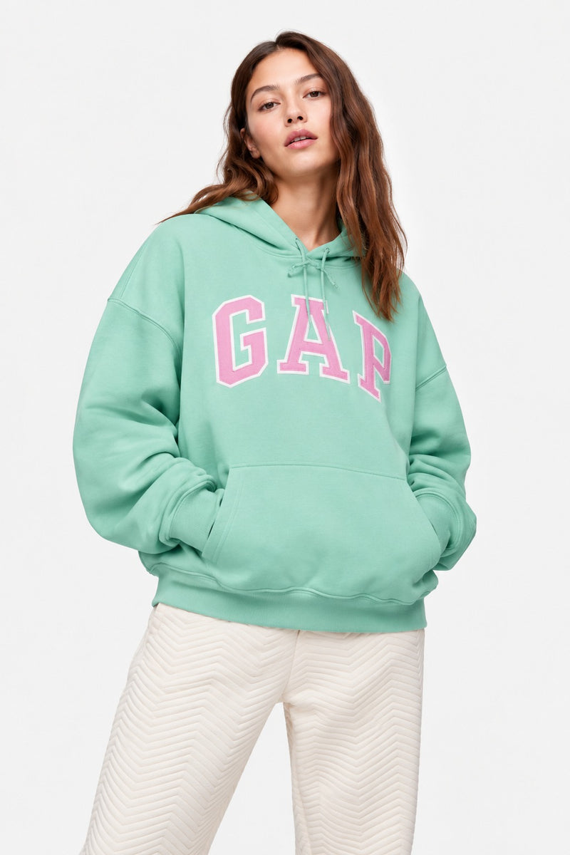 GAP Women's Logo Oversized Crewneck Sweatshirt