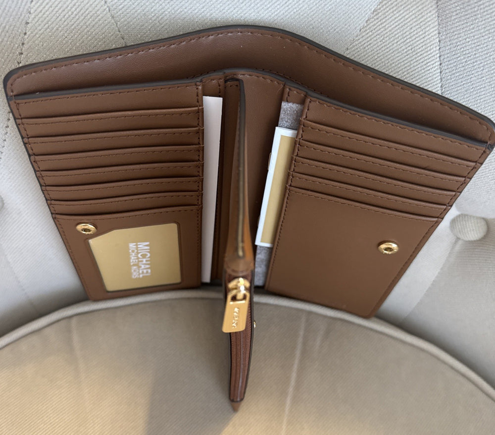 Michael Kors Jet Set Wallet canvas brown